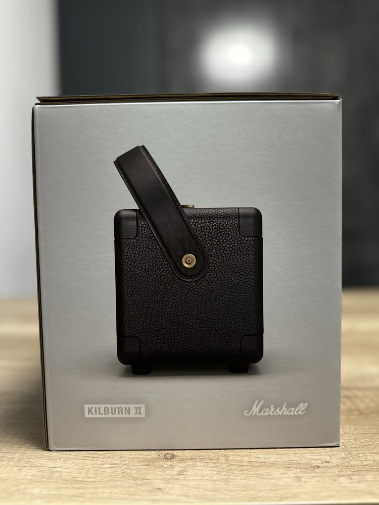 Marshall Kilburn Il Bluetooth Black and Brass / Портативна колонка