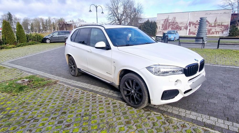 BMW X5 BMW X5 M pakiet 2017 r. Kwota brutto!