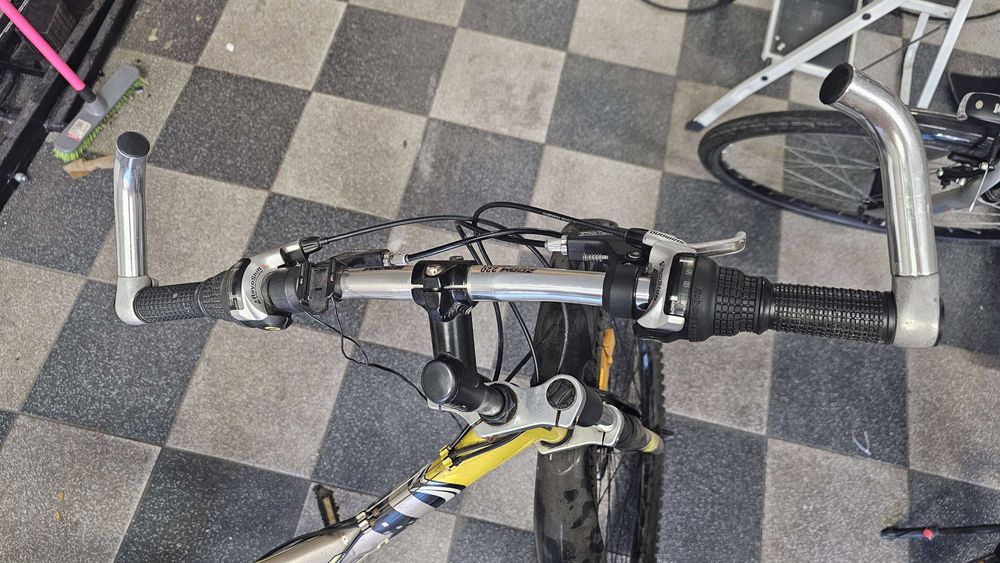 Rower górski MTB dwa amortyzatory hamulce tarczowe przerzutki Shimano