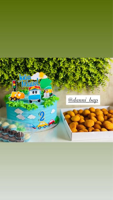 Kit festa , bolos, salgados , doces!