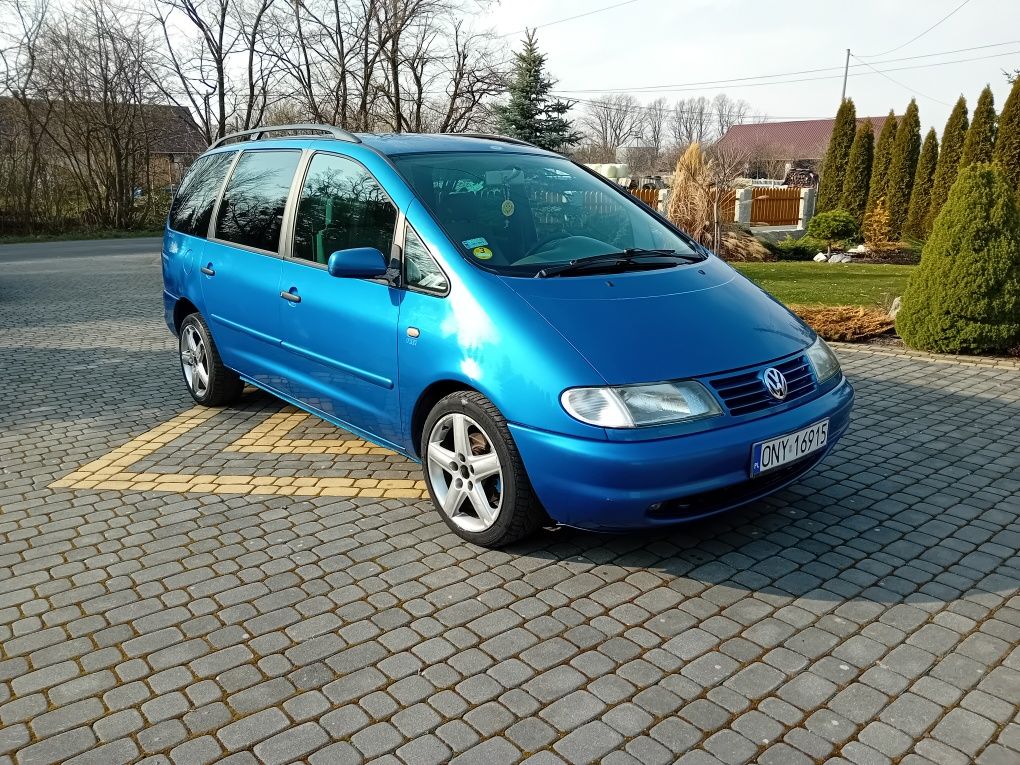 VW Sharan 110km wersja Tour najlepszy z najleszych