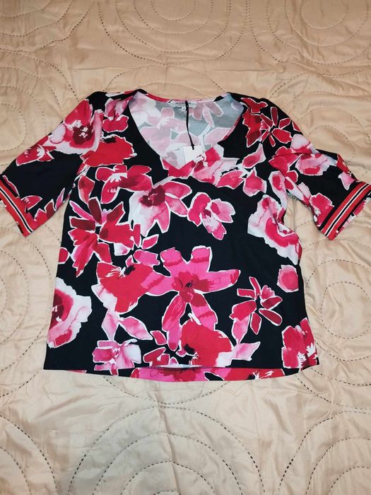 Piękna bluzeczka damska