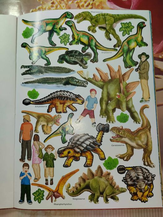 Комплект енциклопедій про динозаврів з наклейками