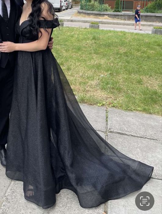 Сукня вечірня з блискітками чорна