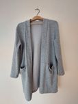 Sweter kardigan narzutka