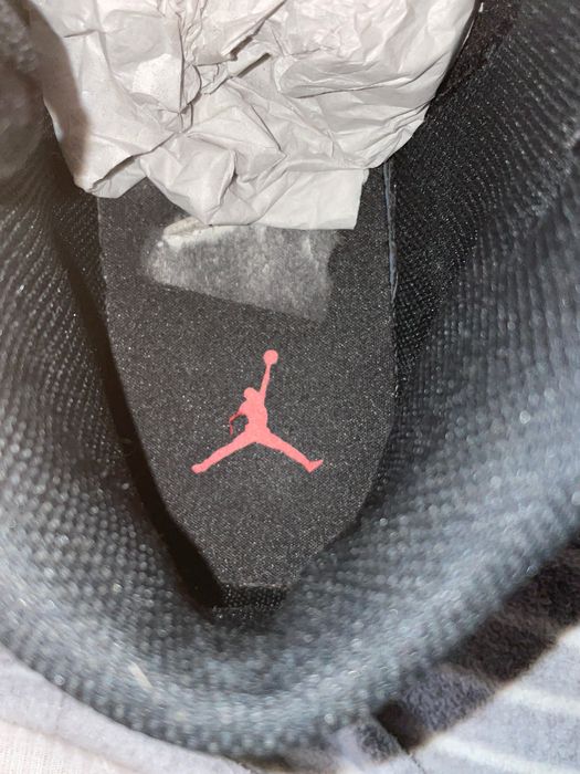 Sapatilhas bota Nike Jordan vermelhas Pretas e Brancas tamanho 38.50