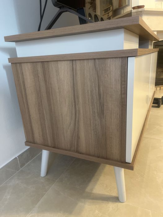 Móvel de televisão