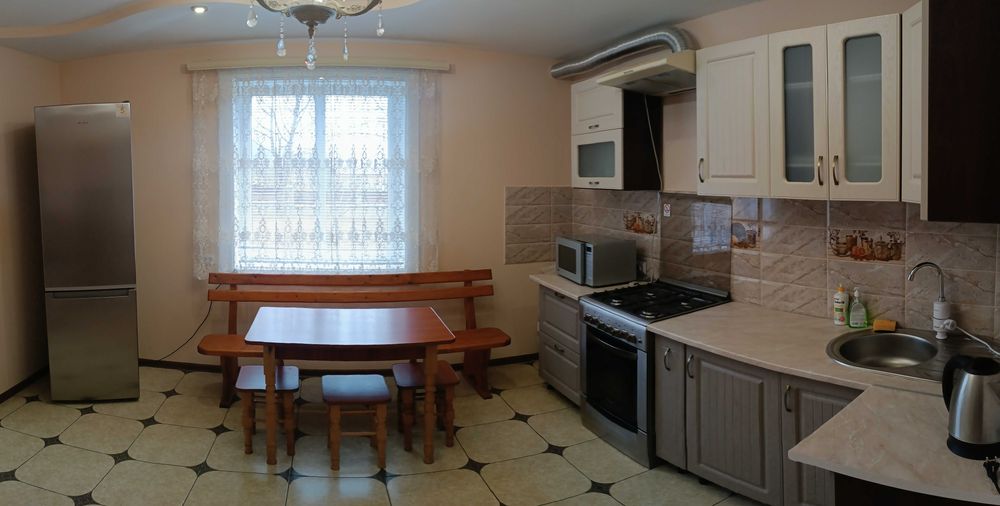 Відпочинок у Карпатах. Садиба "Гірська роса".