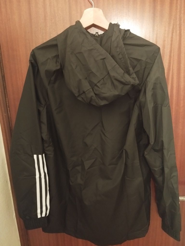 Corta Vento Adidas (nunca usado)