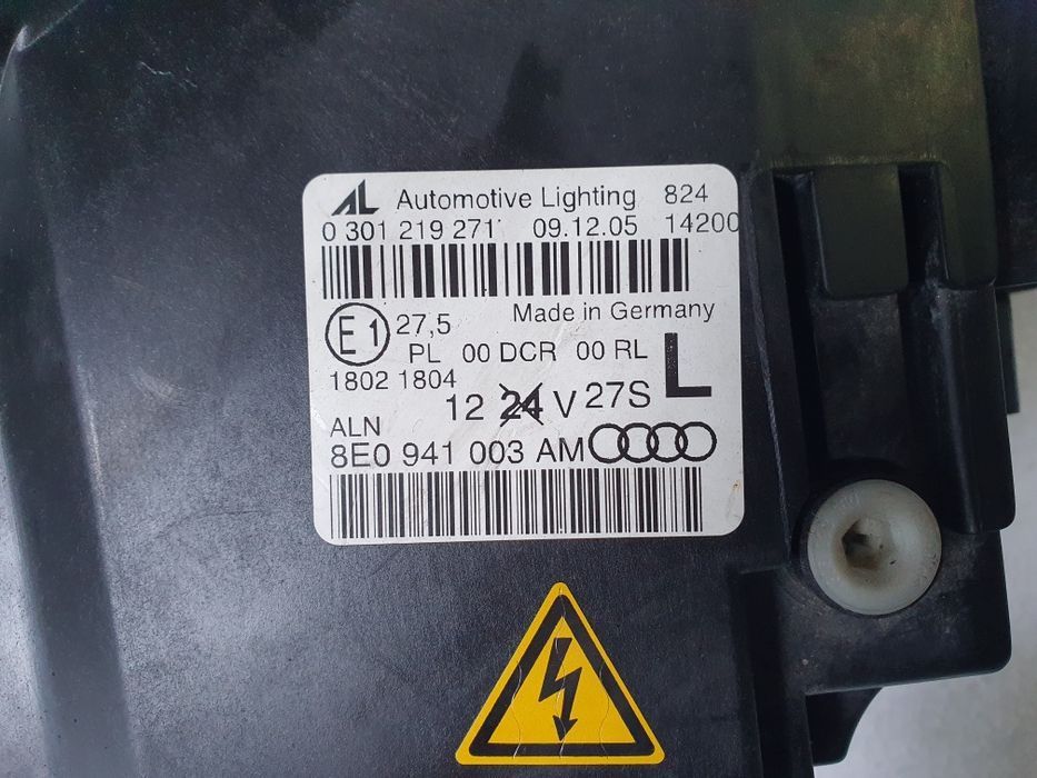 Lampa lewa xenon audi a4 b7 Europa