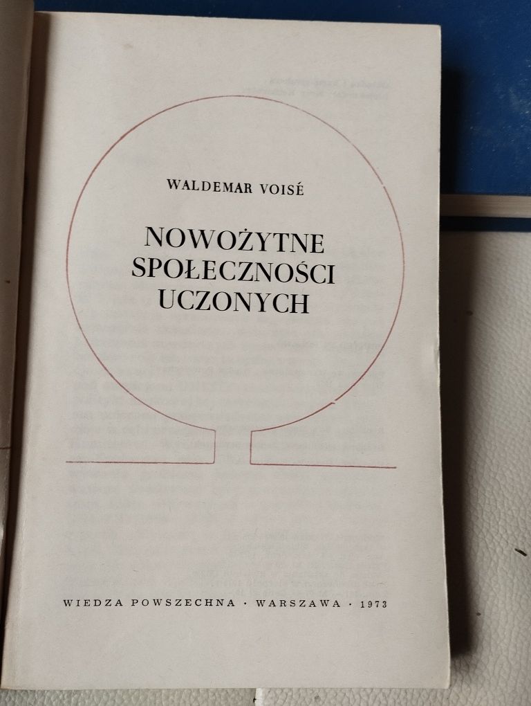 Voise nowożytne społeczności uczonych