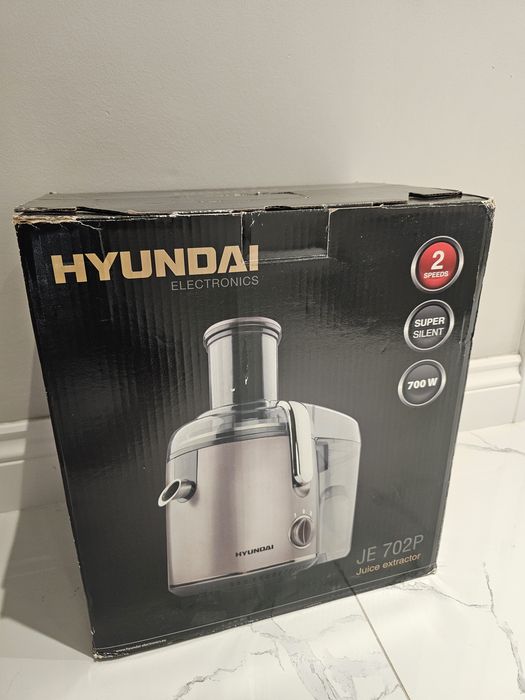 Sokowirówka Hyundai JE702P