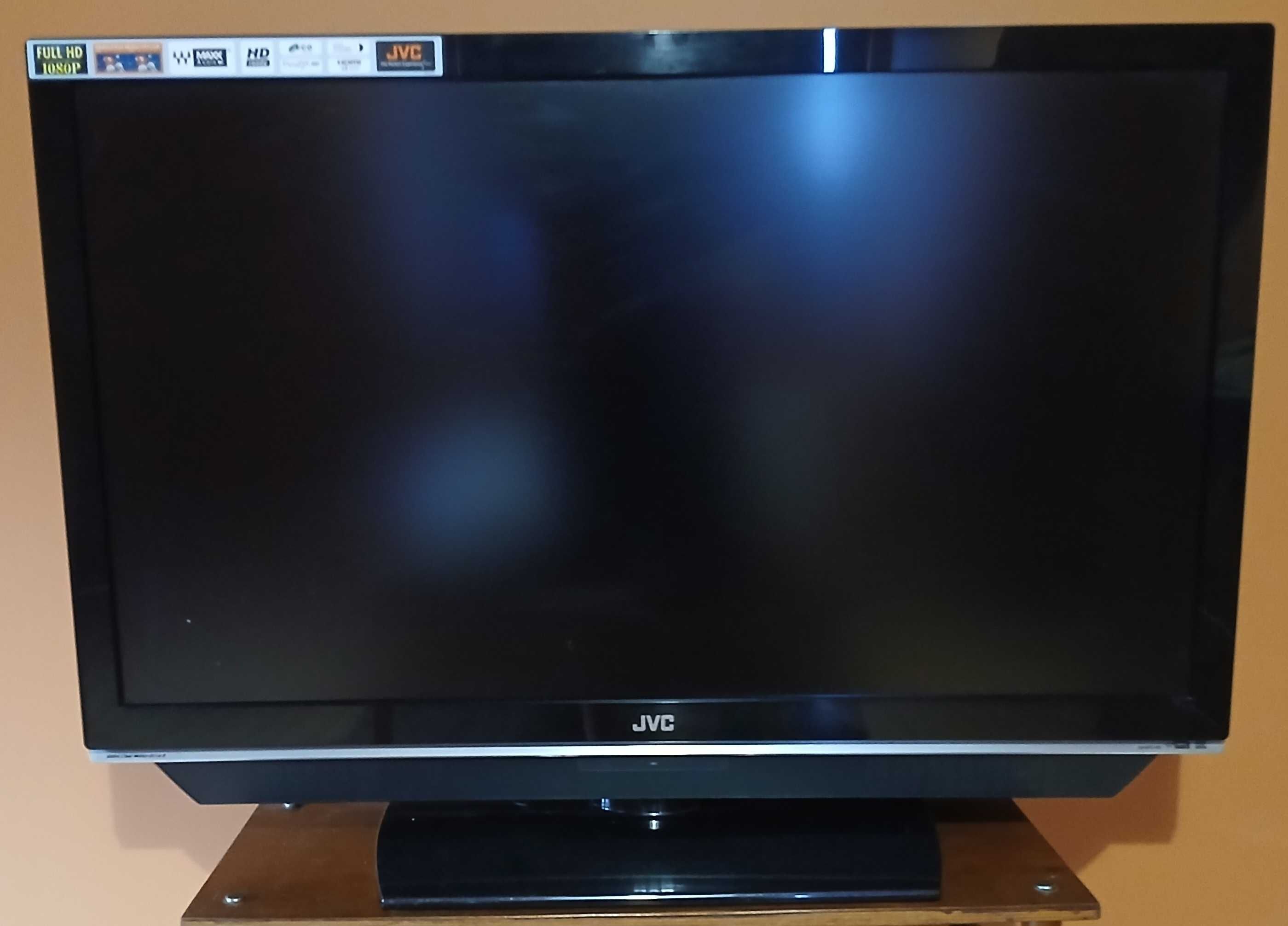Telewizor LCD JVC LT-42V80