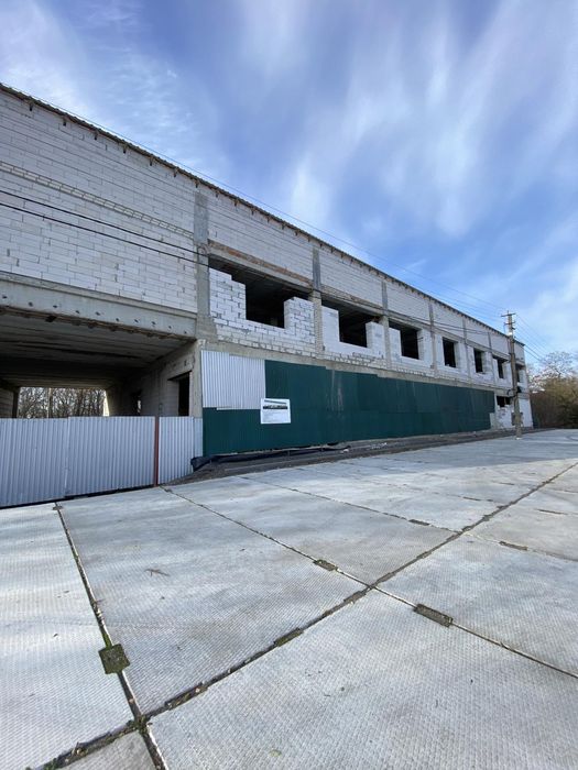 Задаётся помещение Чугуев