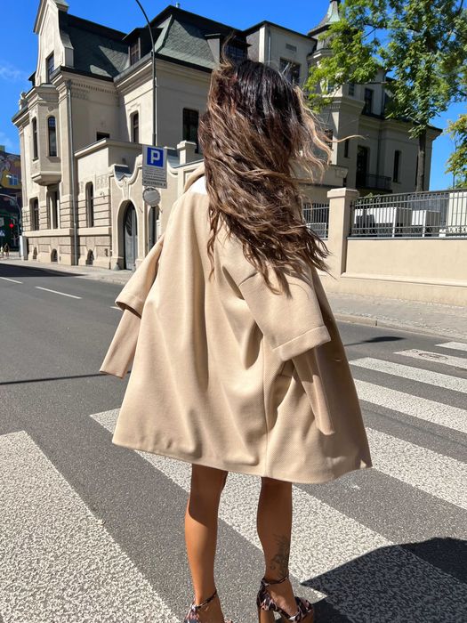 Płaszcz Eternal beż La Manuel