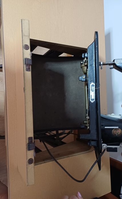 Vendo máquina de costura