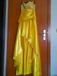 Vestido cerimónia com detalhe em renda