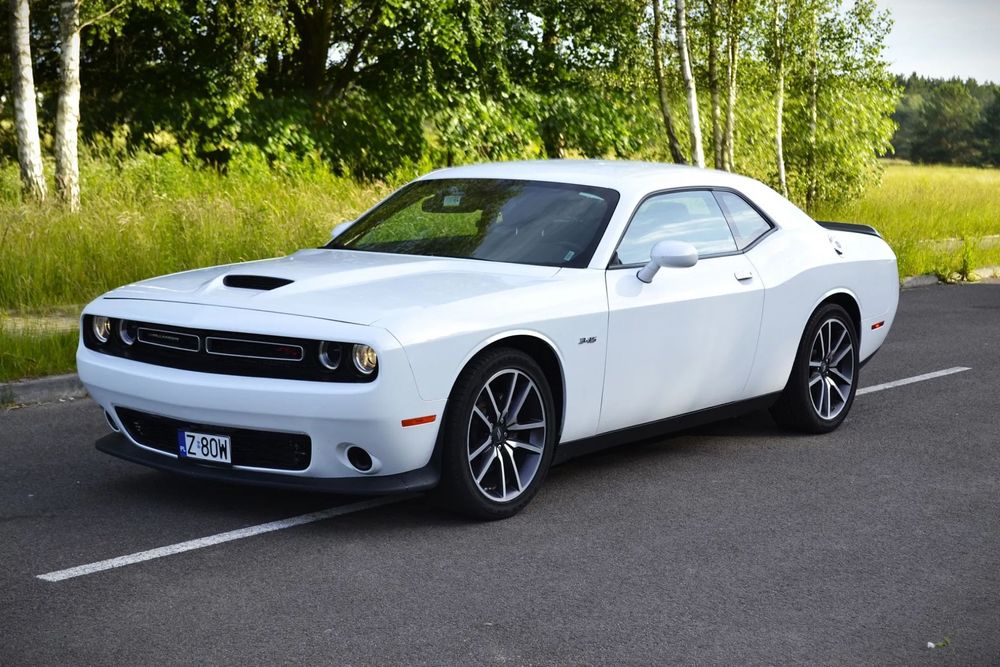 Dodge Challenger Dodge Challenger 5.7 R/T  (faktura vat 23%)