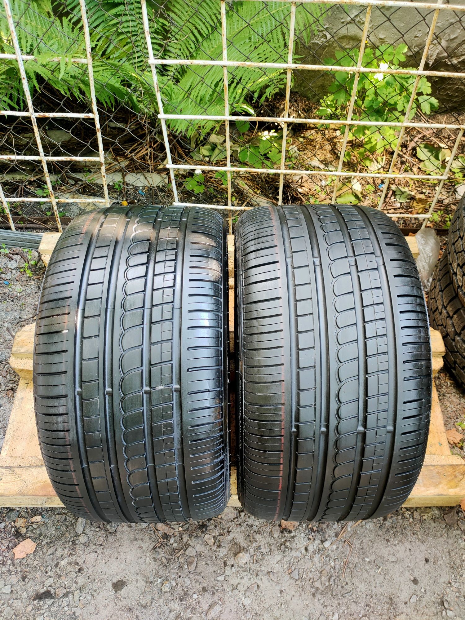 Літо 2шт 285/30 ZR18 93Y N4 Pirelli PZero Rosso