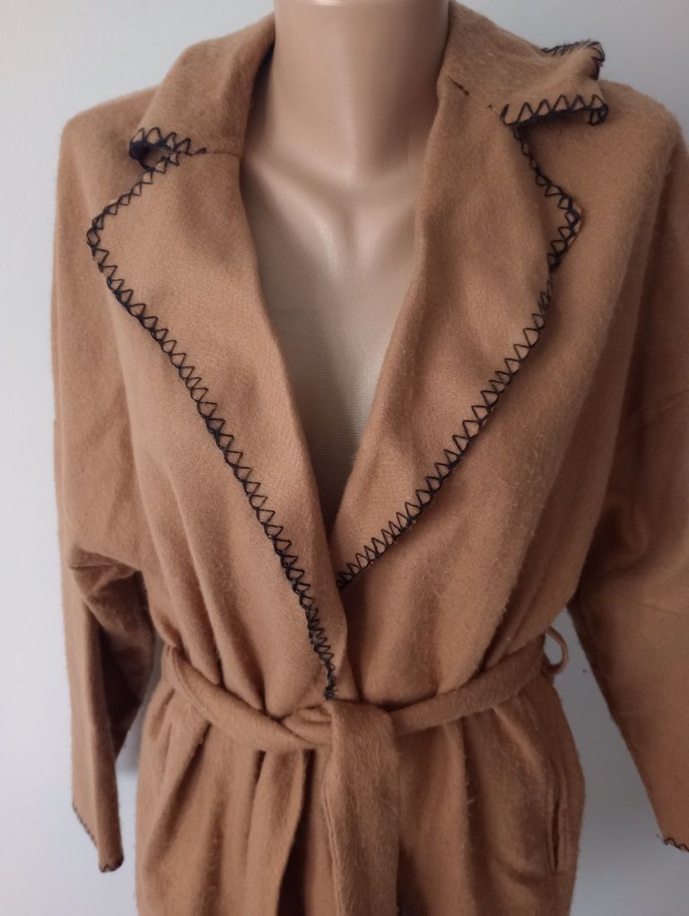 Brązowy karmelowy płaszczyk midi z frędzlami oversize 42 44 46