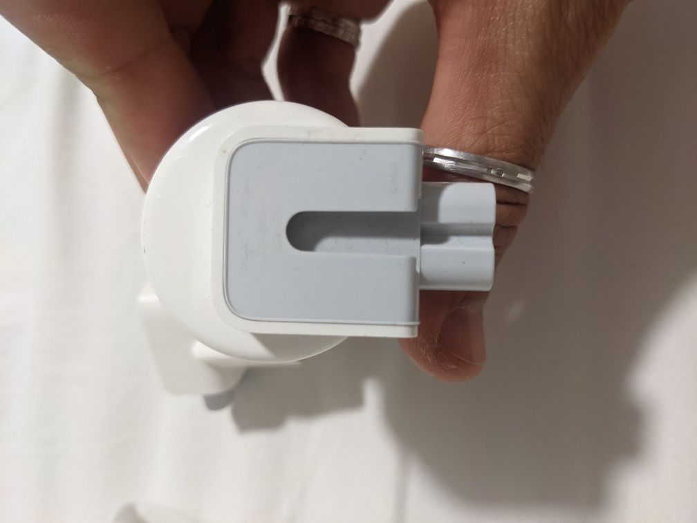 Adaptador MacBook original (novo)