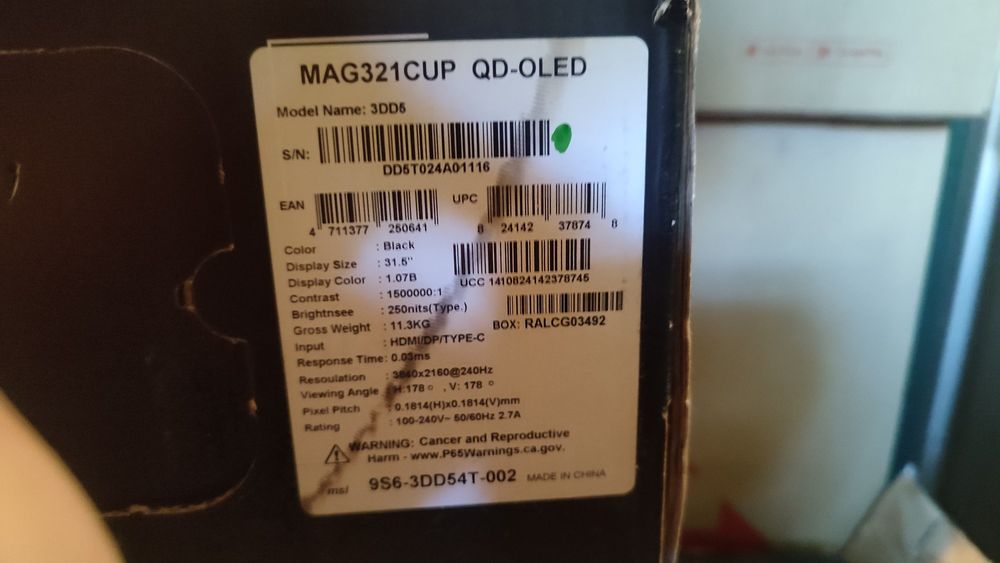 MSI MAG 321CUP QD-OLED 32" Curved 4K Gaming монітор Monitor
