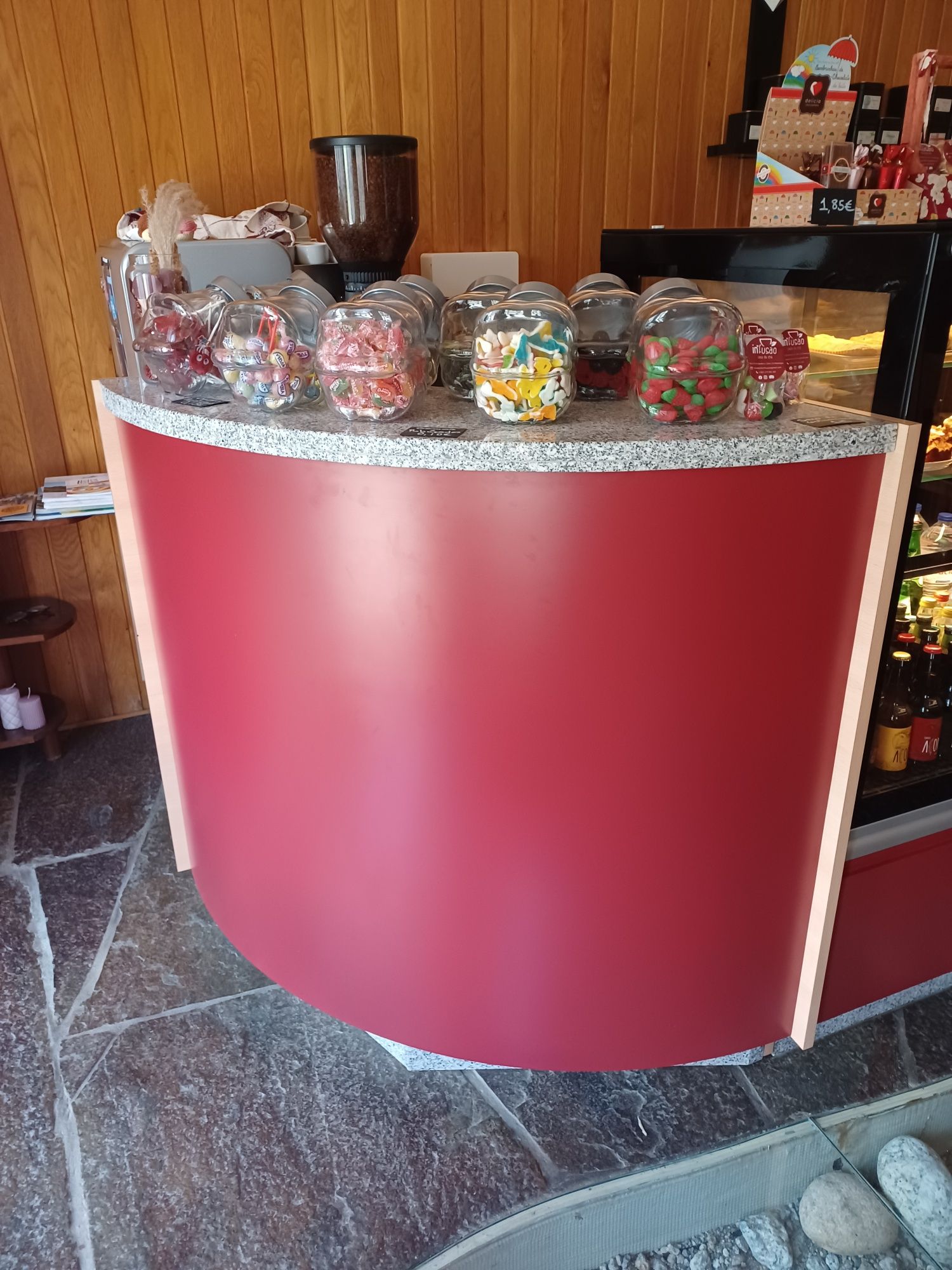 Balcão/bancada de frio, por módulos e vitrine expositora