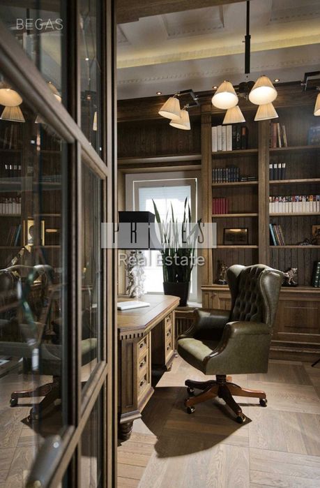 Оренда будинку Іванковичі 800 м² територія 2га, озеро та гостьовий буд