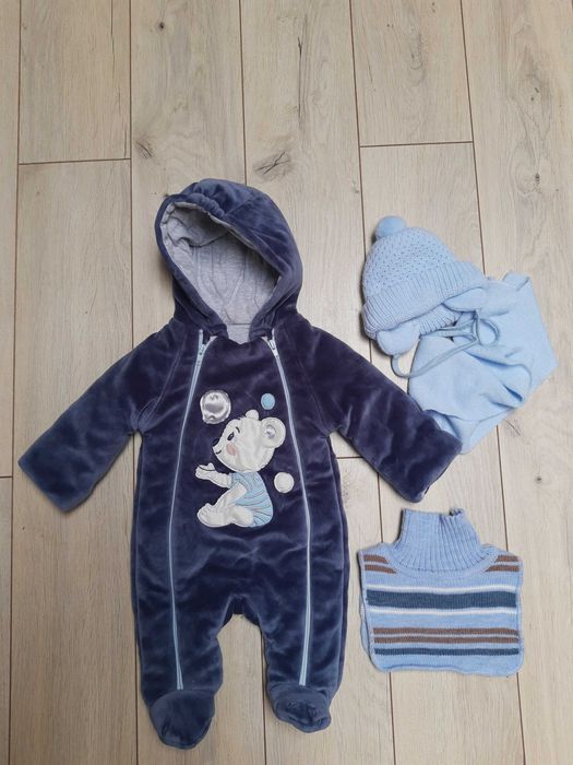 Kombinezon zimowy, rozmiar 62 + czapka, szalik, komin