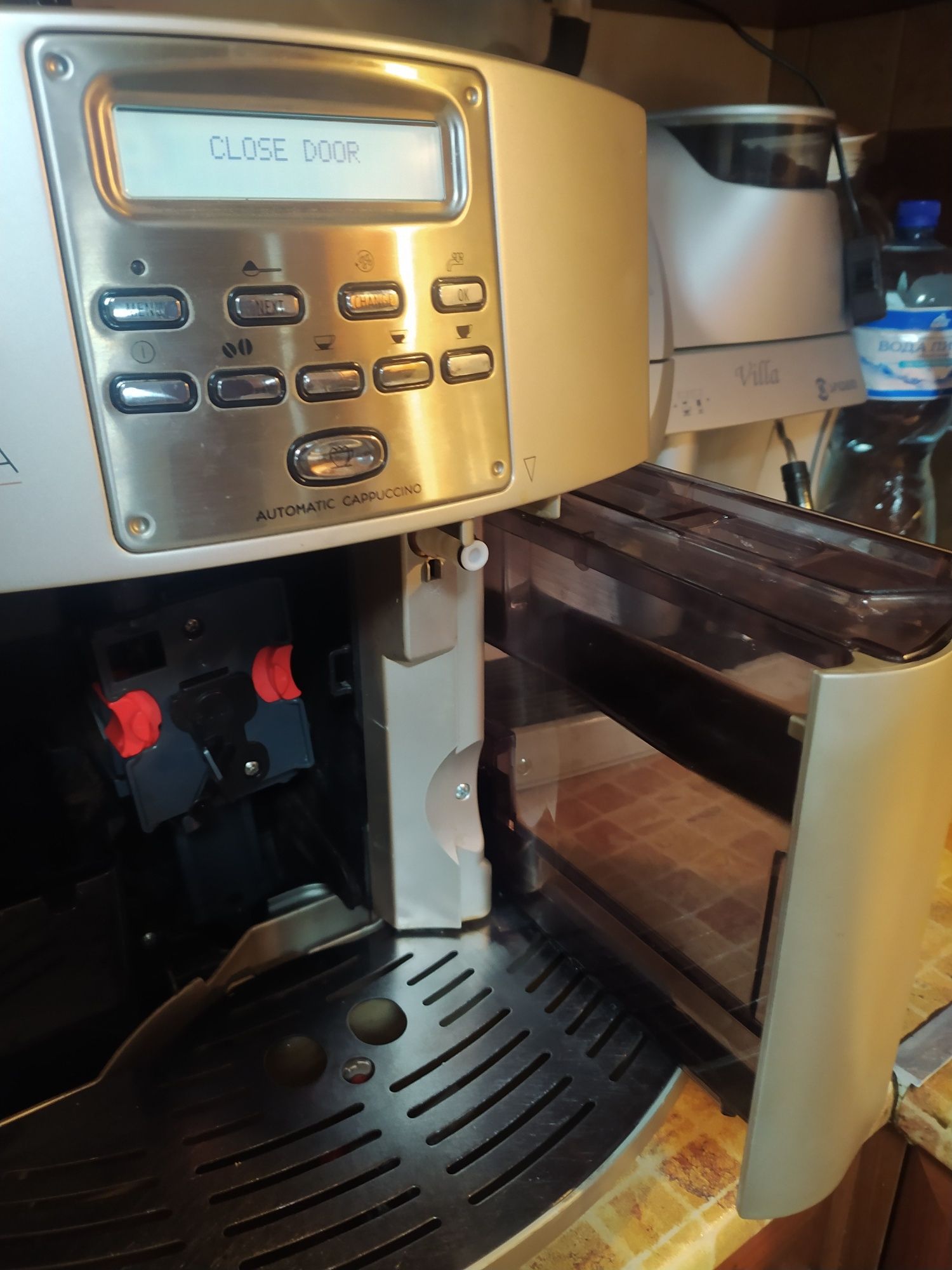 Кофемашина Delonghi magnifica automatic cappuccino