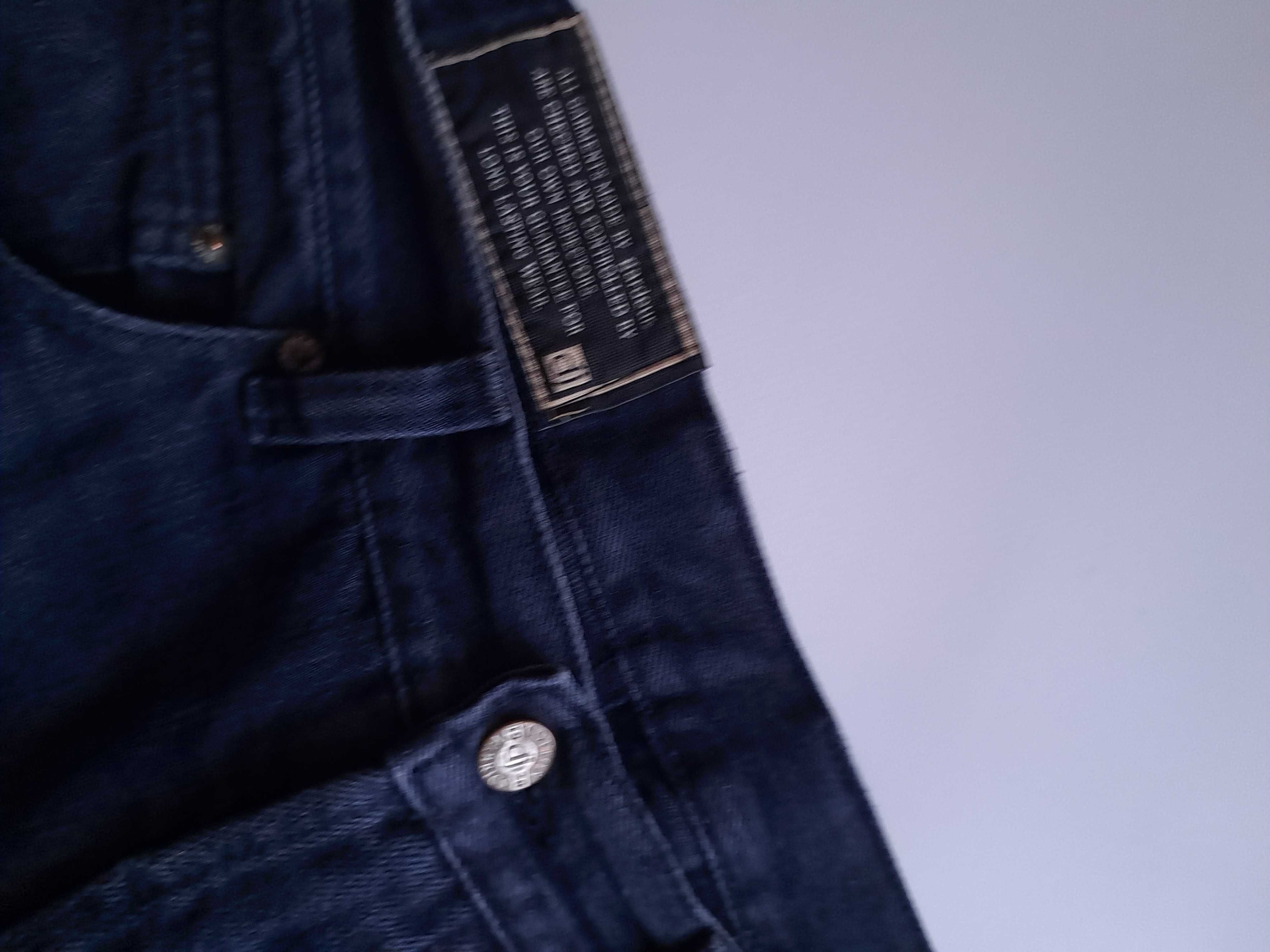Мужские тёмно-синие брендовые джинсы wrangler