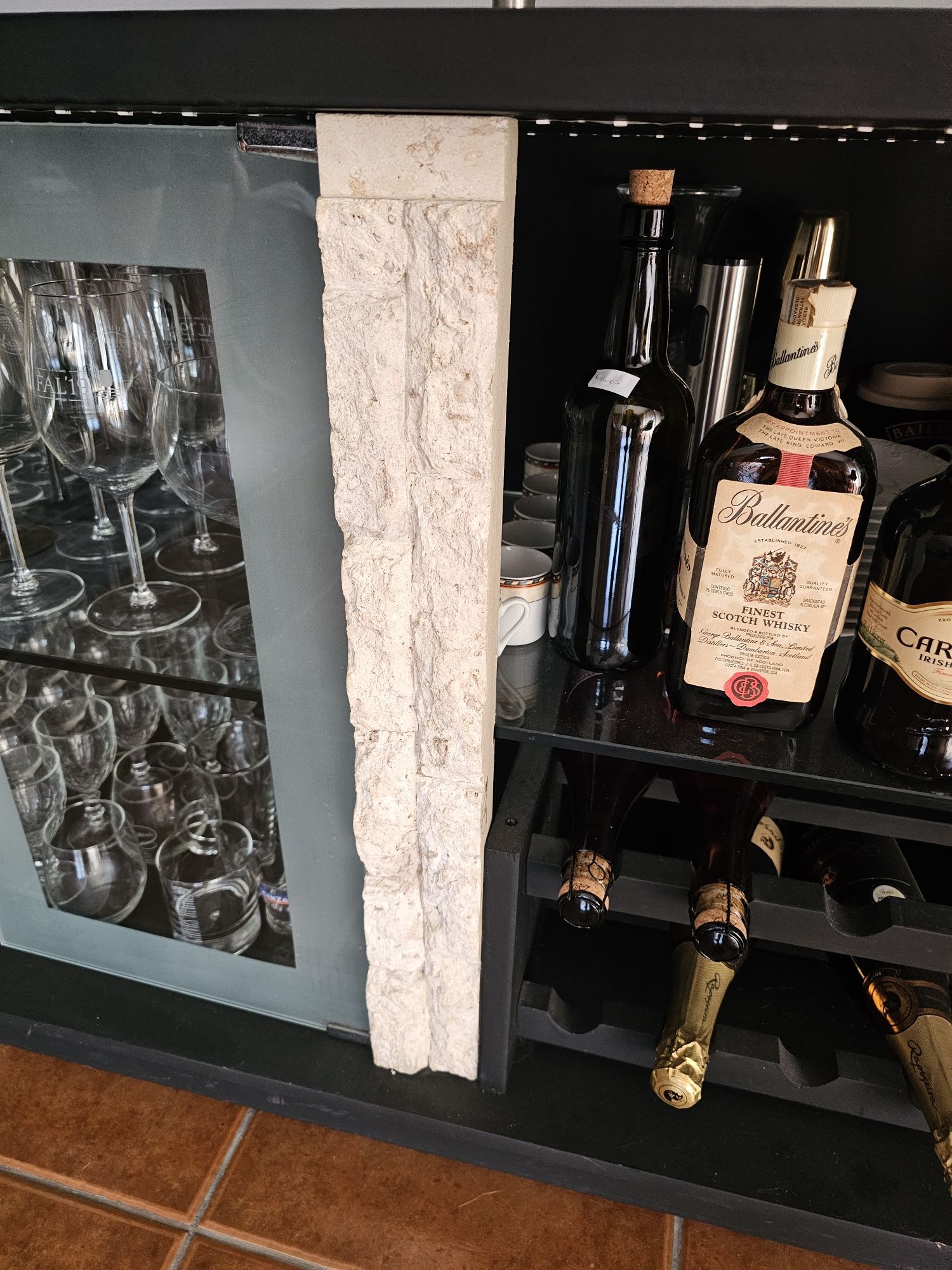 Movel e mesa de Jantar