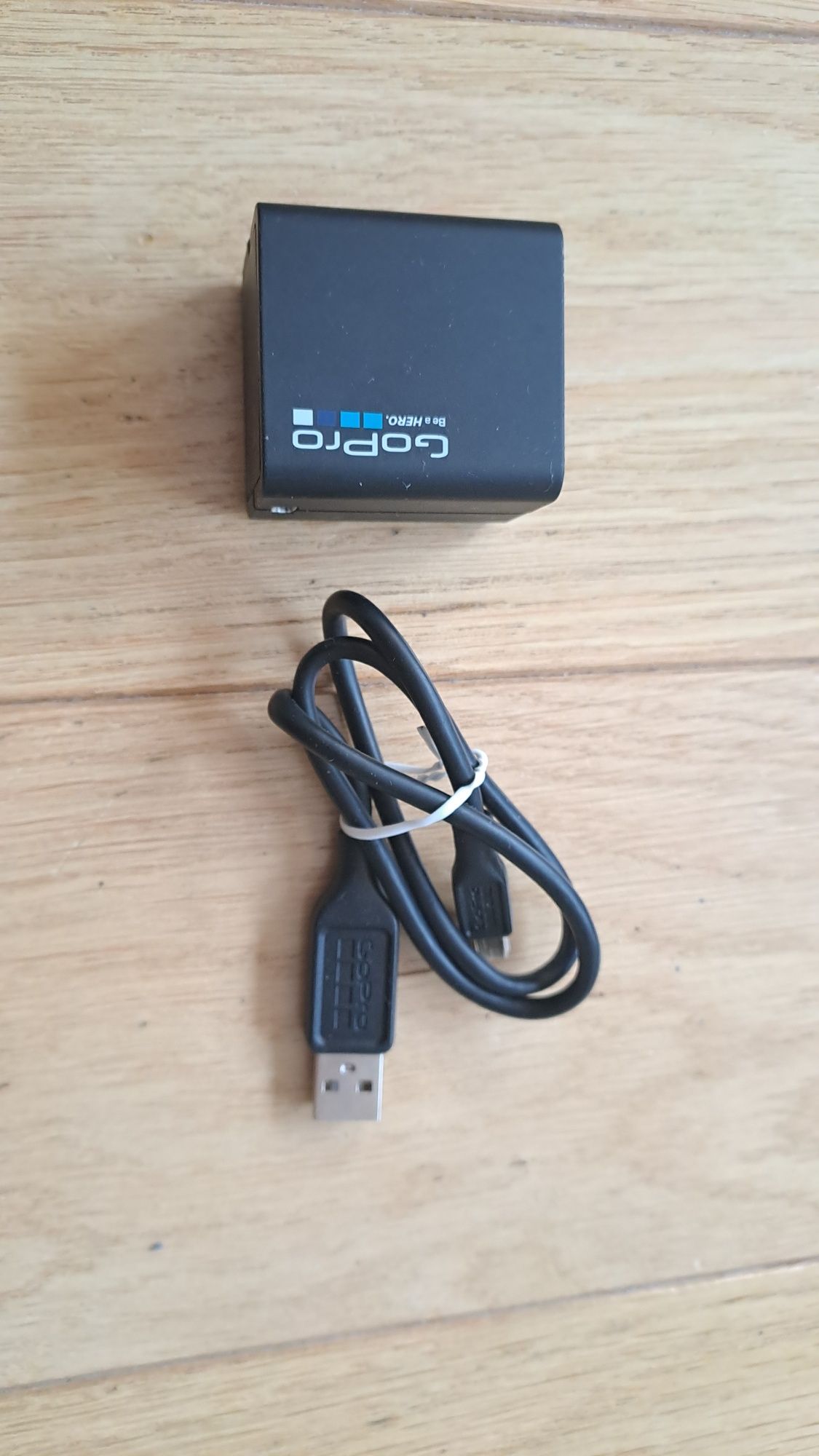 Gopro Hero 4 ładowarka dual do baterii oryginalna