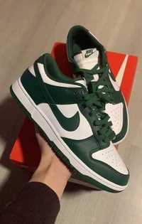 Nike Dunk Low Michigan State 41