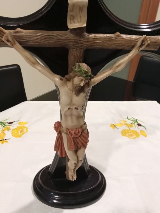 Cruz de Cristo em marfinite