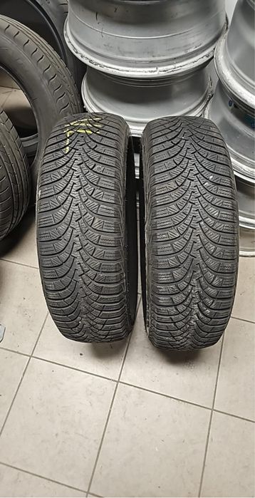 2x Goodyear ultragrip 9+ 195/65 R15