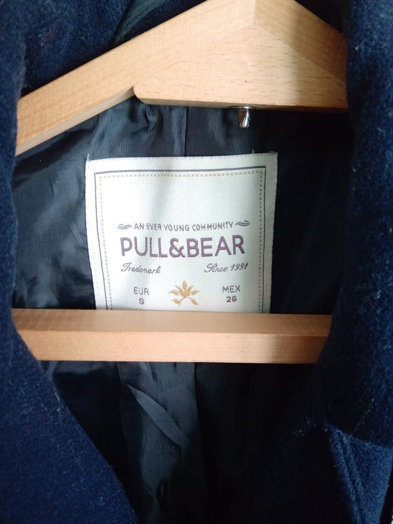 Пальто женское демисезонное Pull and bear