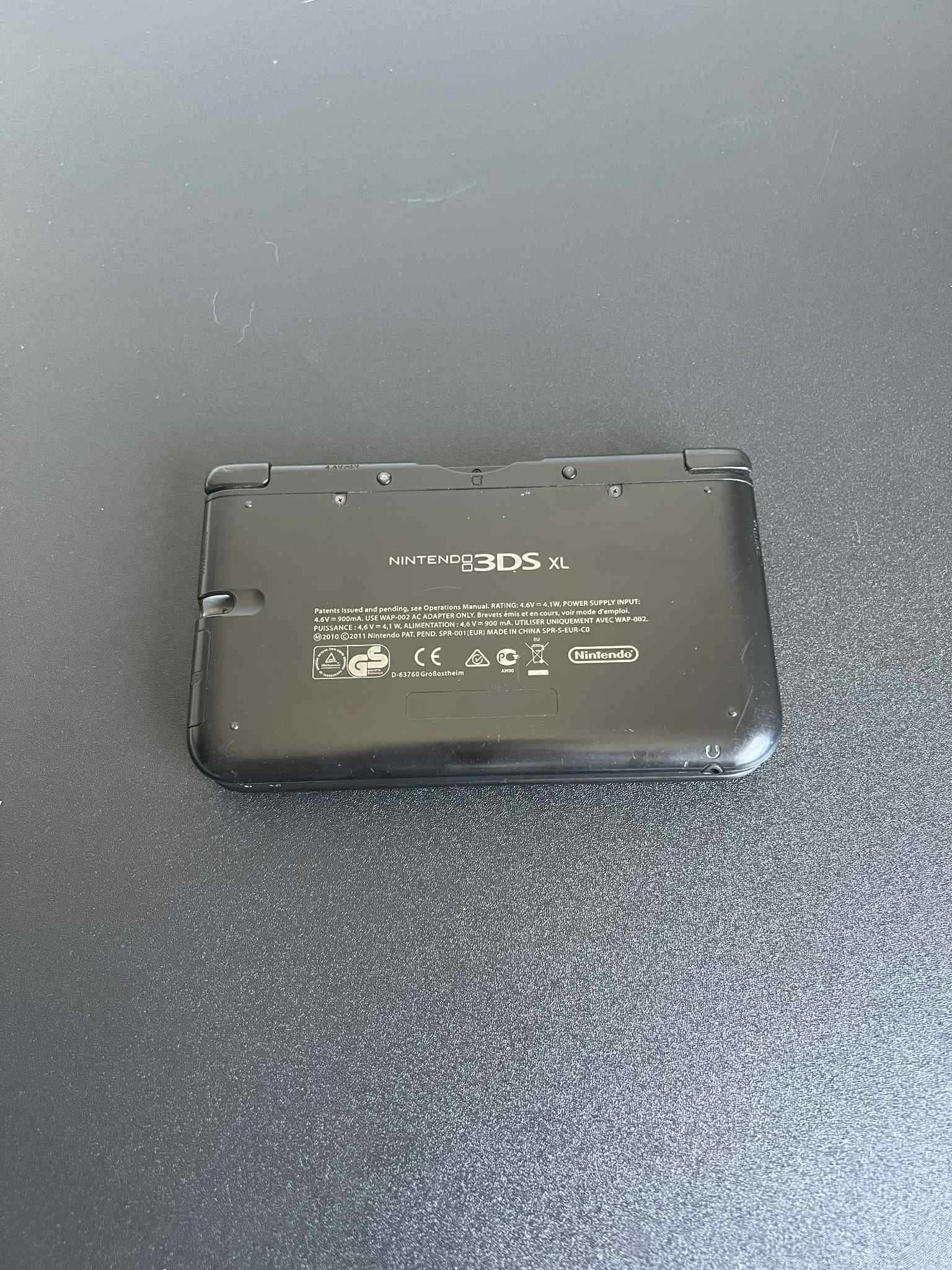 Nintendo 3DS XL Preta com 100+ Jogos