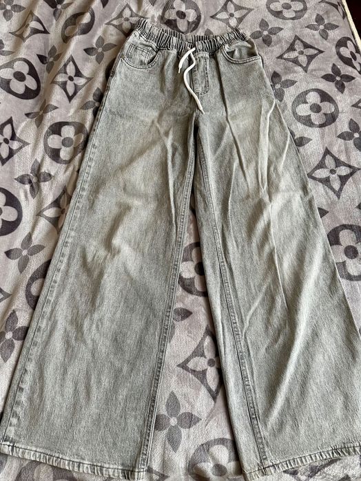 Джинси для дівчинки