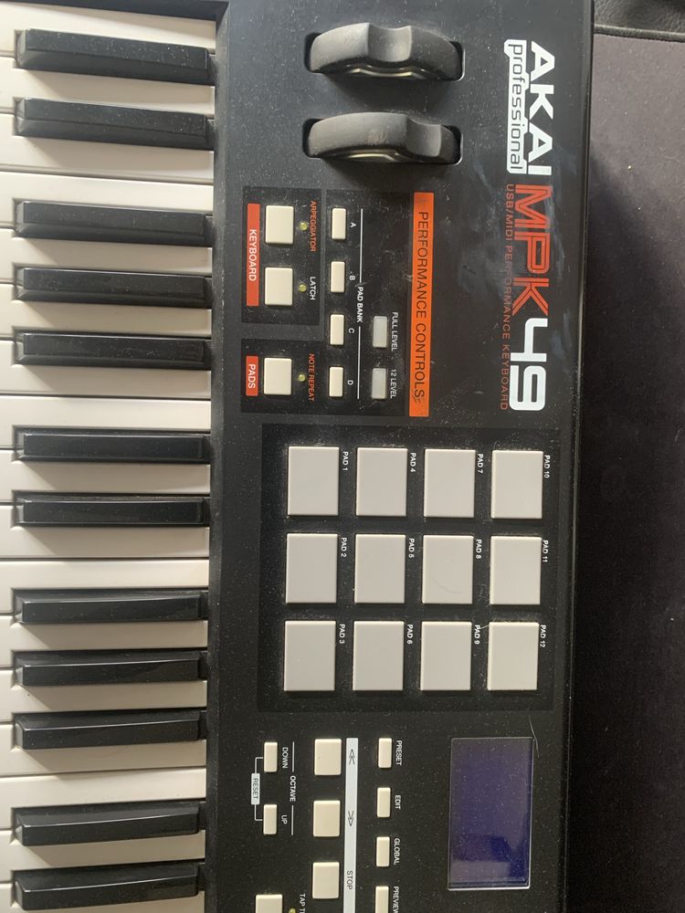 AKAI MPK49 - Teclado MIDI