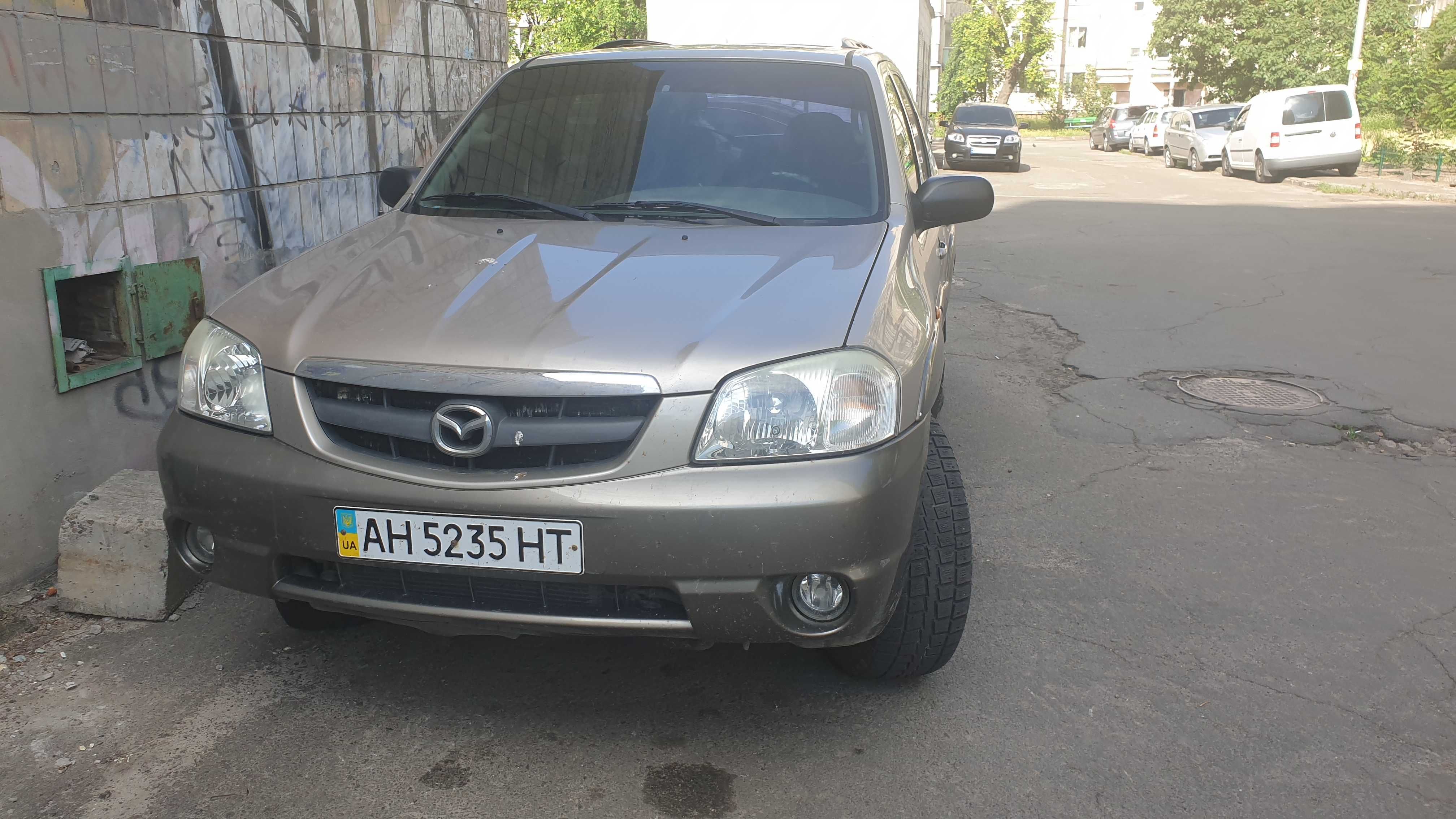 Продаю кросовер MAZDA Tribute