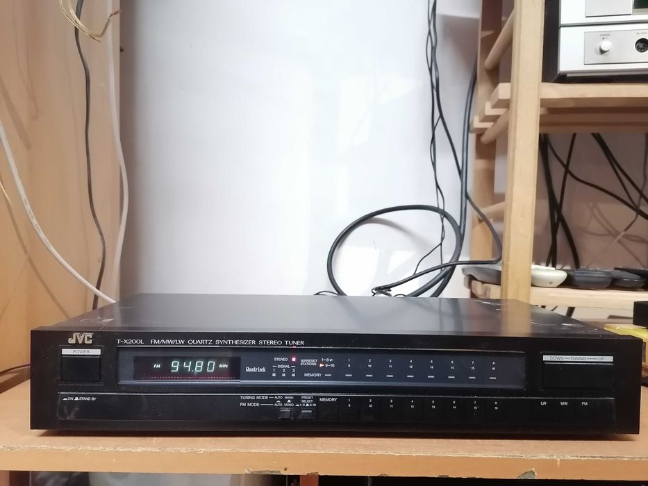 Tuner JVC T-X200L