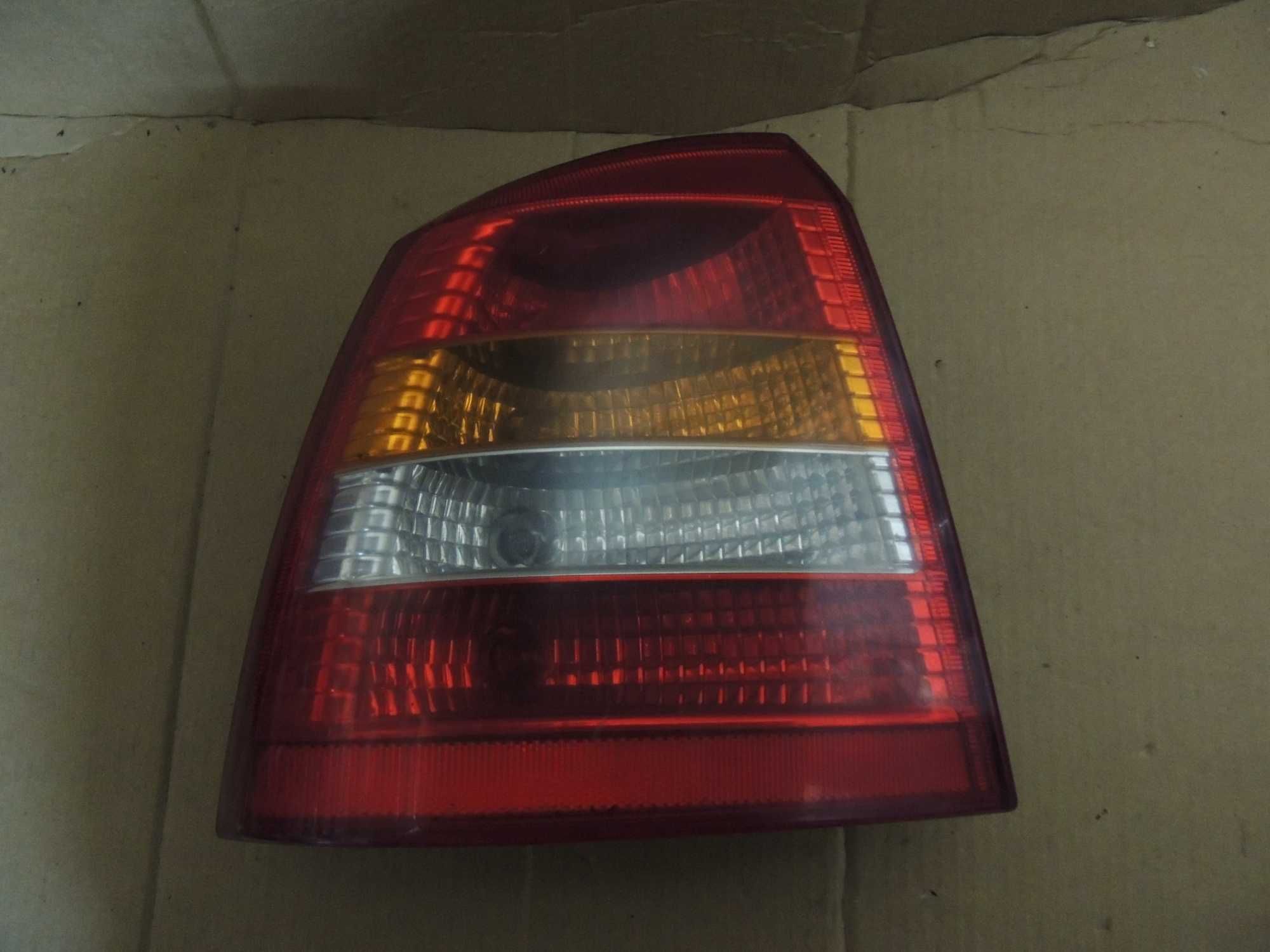 Lampa tył tylna lewa europejska Opel Astra II 2 G HB 98,99,00,01,02-09