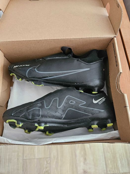 Buty korki Nike Zoom Mercurial Superfly 9 Academy FG/MG Jr. r. 35