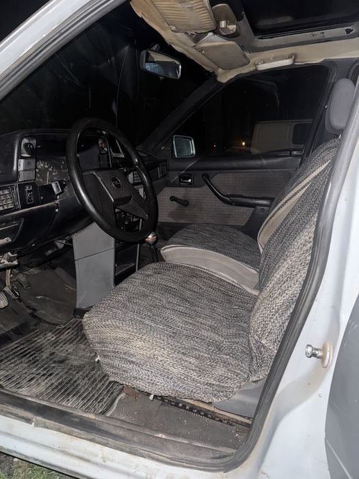 Опель Кадет 1986