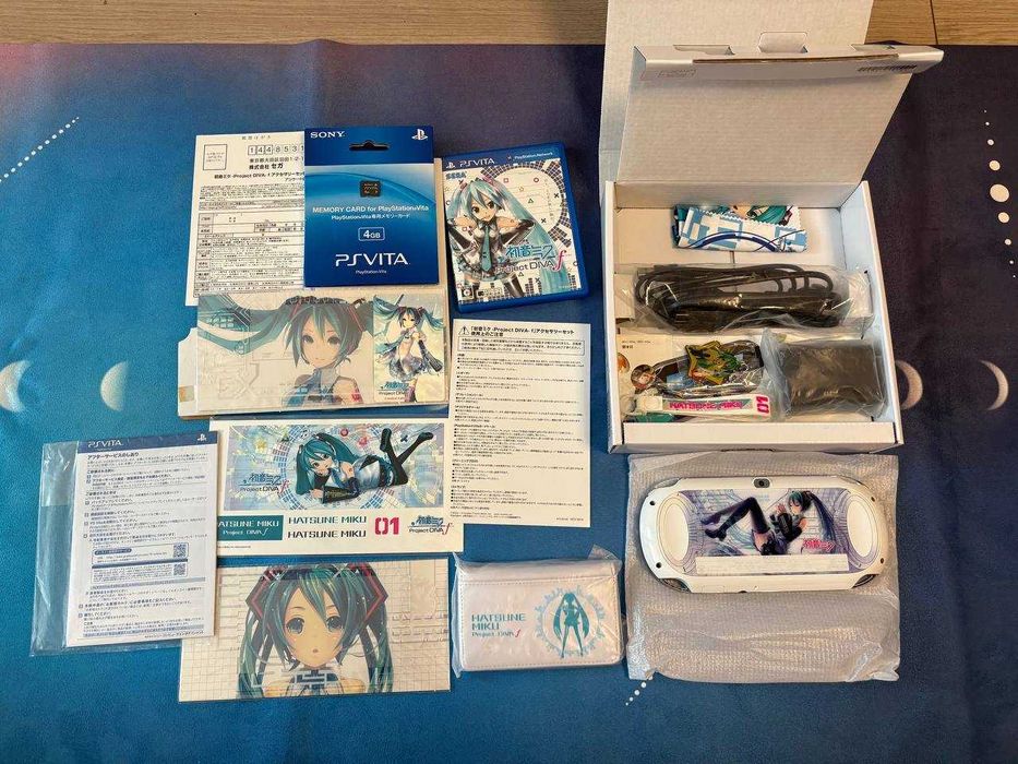 PS Vita project Diva f Limited Edition