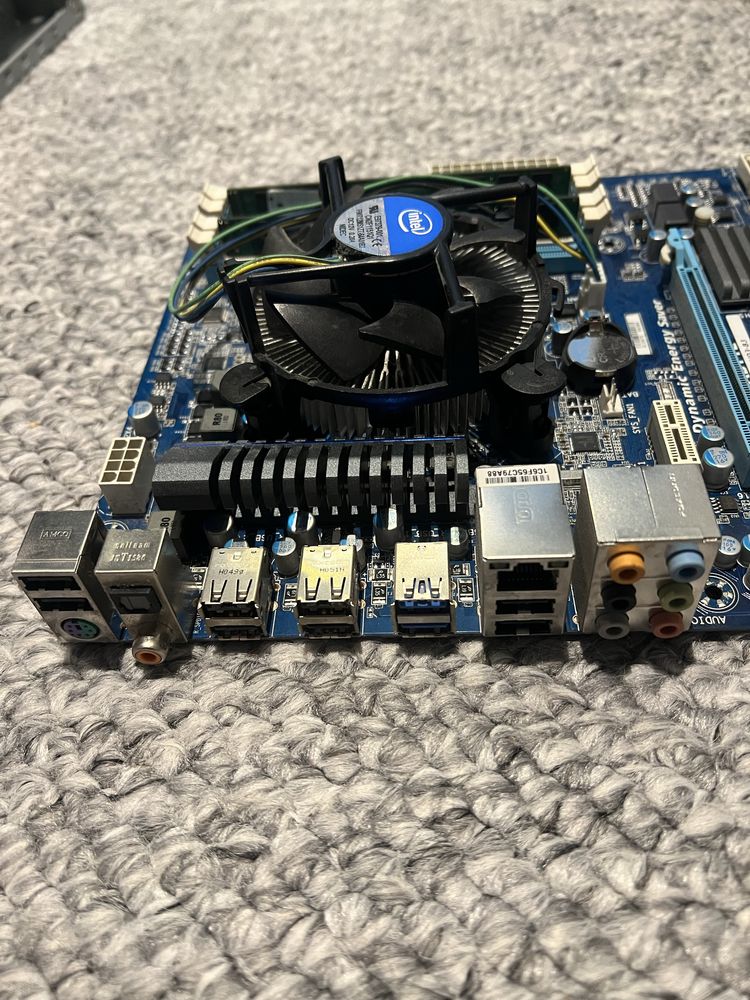 Zestaw: płyta główna + procesor i3 + RAM DDR3 (LGA1155)