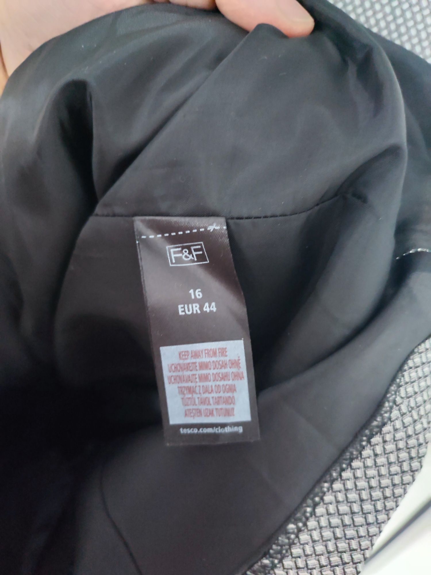 Elegancka sukienka rozmiar 44 F&F