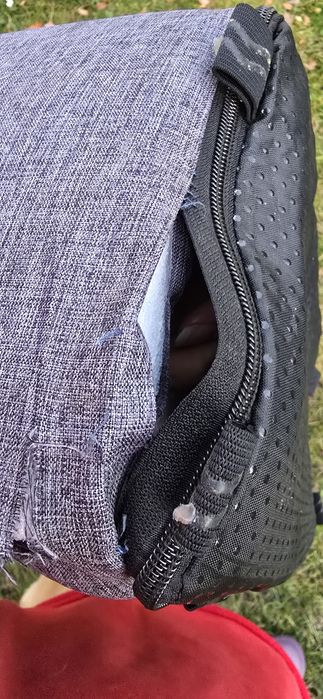 Автокрісло для собак