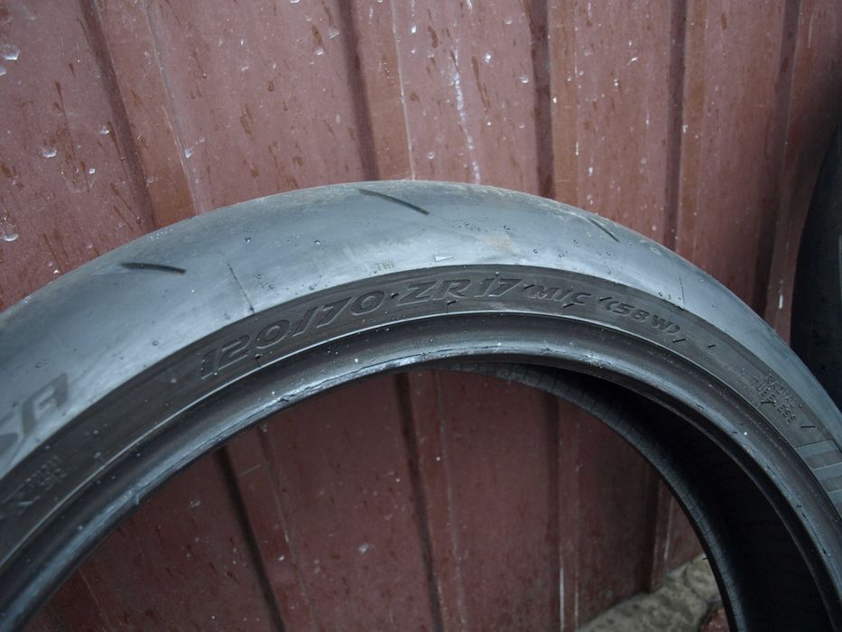 Prawie Nowe Opony Pirelli Diablo 120/70zr17 i 190/55zr17 Motocyklowe